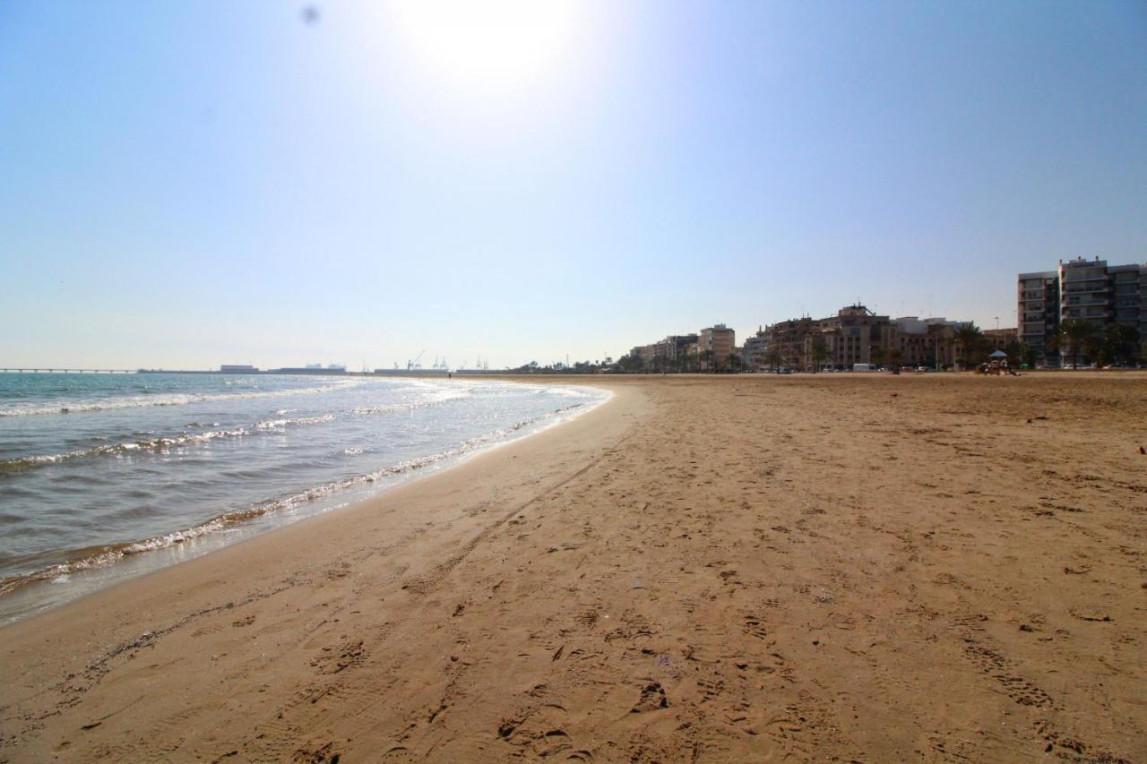 Global Properties, Estudio Para Parejas En La Playa Del Sagunto Exteriör bild