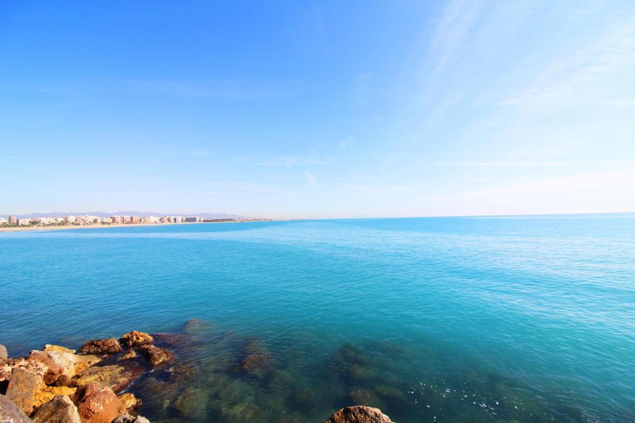 Global Properties, Estudio Para Parejas En La Playa Del Sagunto Exteriör bild